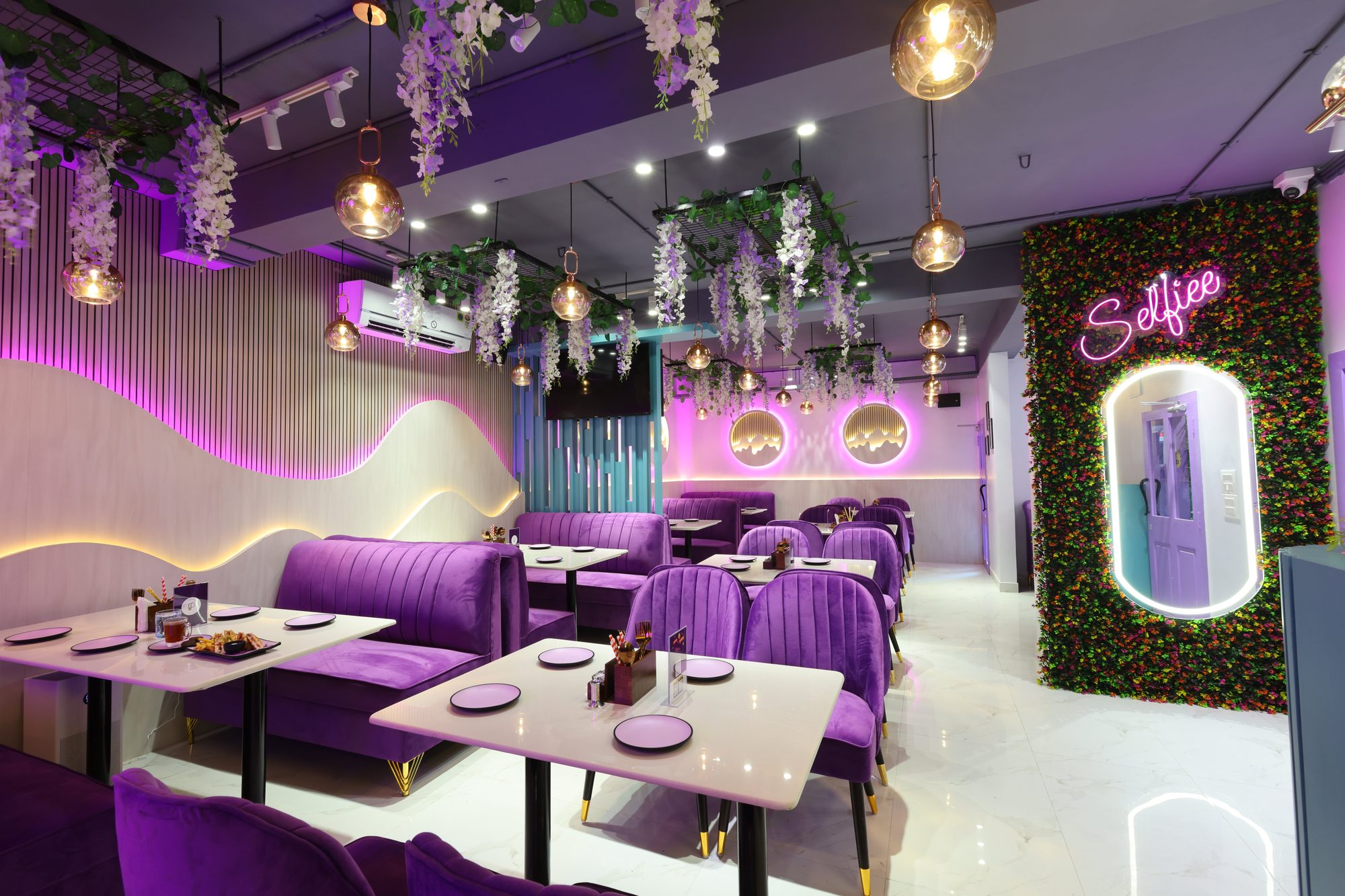 The Selfiee corner at The Purple Blend, Salt Lake